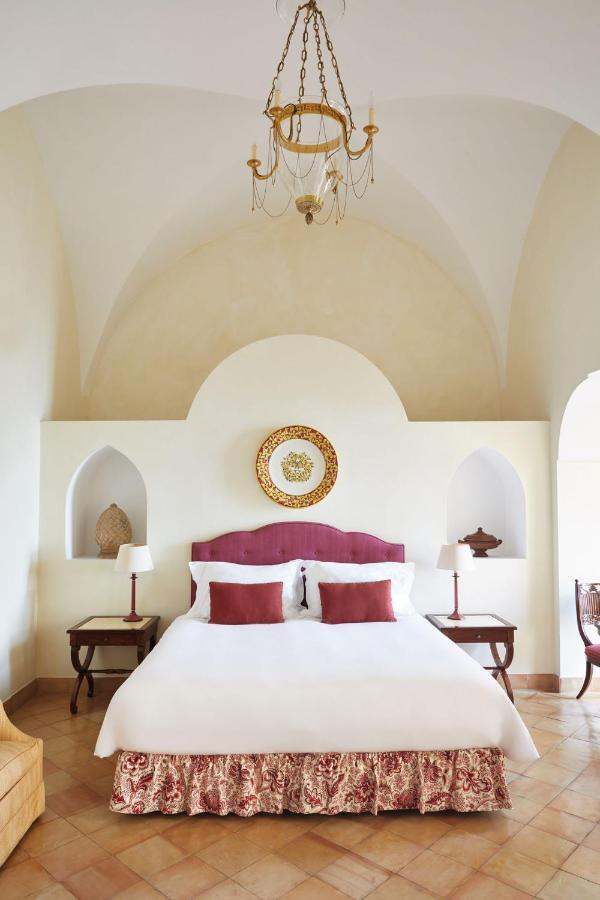Deluxe Junior Suite with Sea View and Balcony